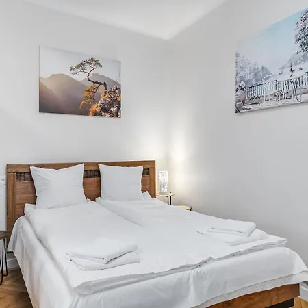 Dabrowszczakow 2 By Nyx Apartament Warszawa